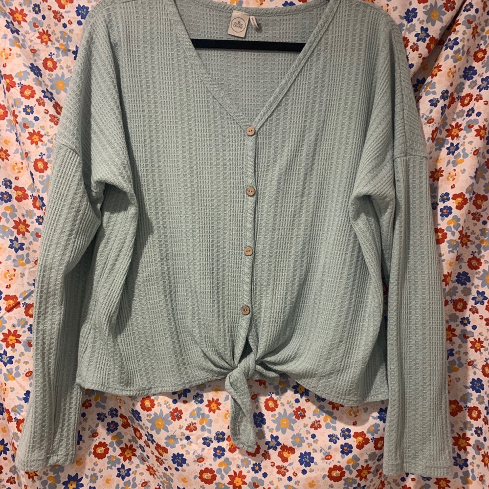 Sea foam green knitted long sleeve